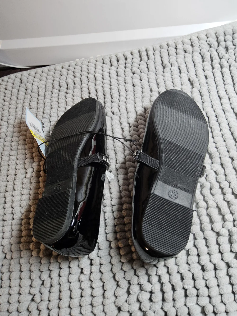 Toddler Girls Size 13 Black Brooke BLlet Flats with Stud Embellished